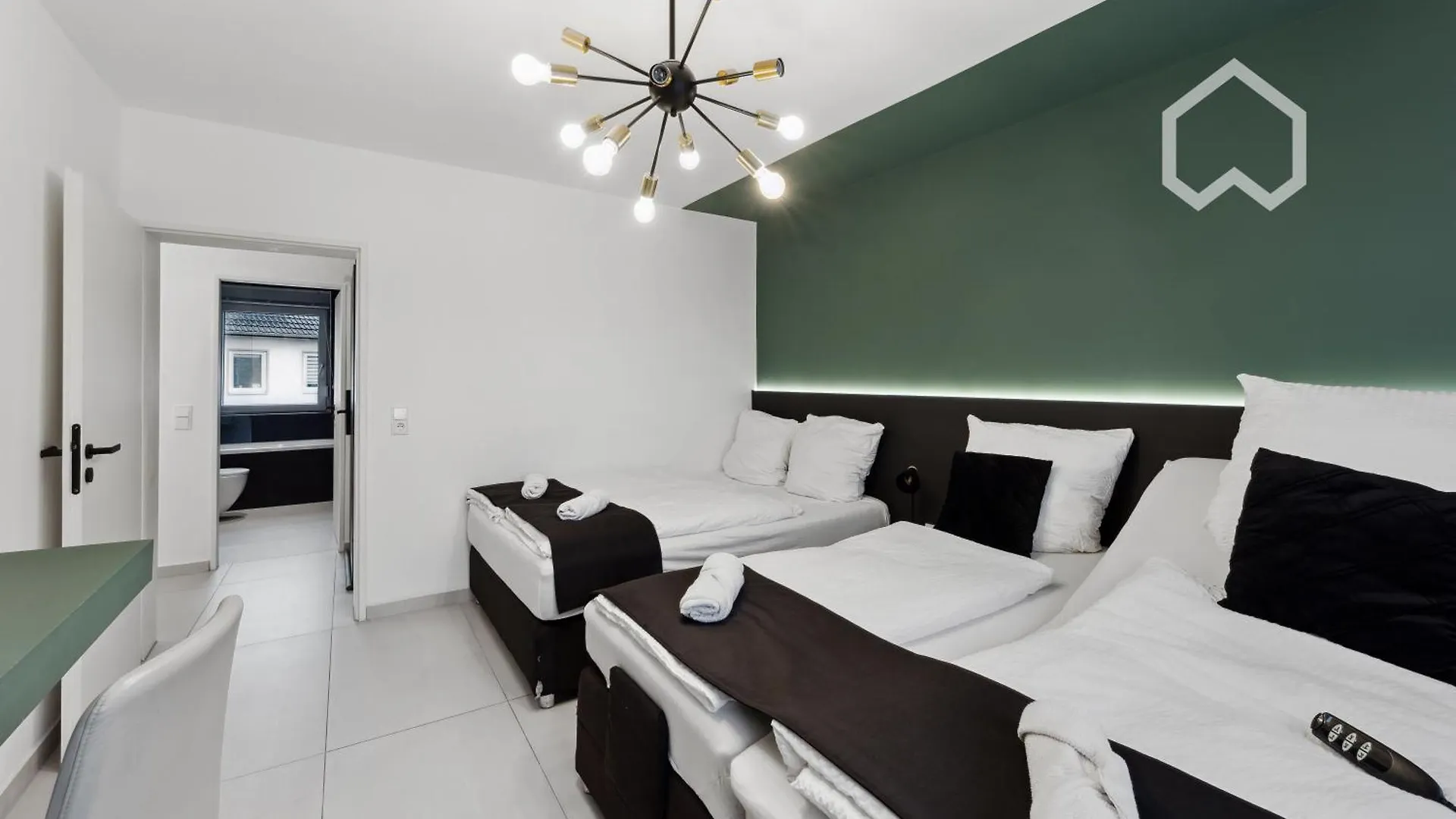 Dayyounglife Mit Terrasse Grill Parkplatz Núremberg Apartamento